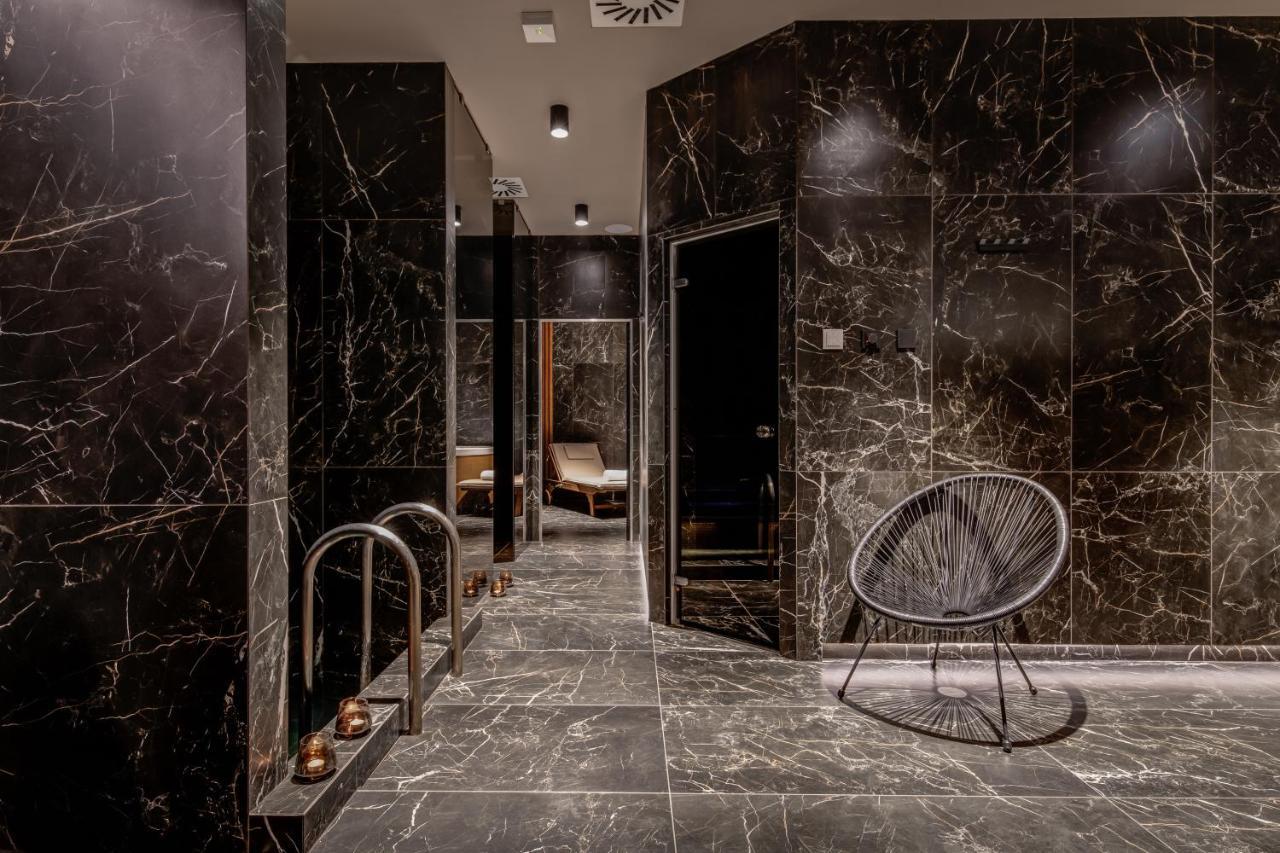 Hotel Central Park Подебрады Экстерьер фото